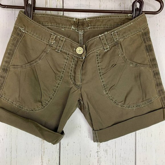 Jezebell 26x10 Straight Fit Cuffed Mid Rise Brown Shorts Women - Picture 1 of 7